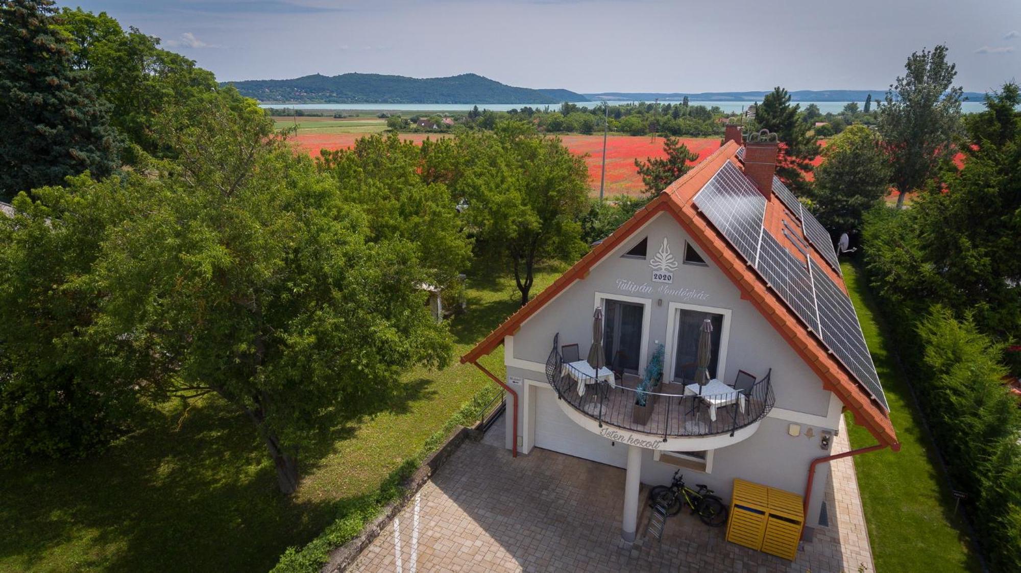 Tulipán vendégház Orvenyes Exterior foto
